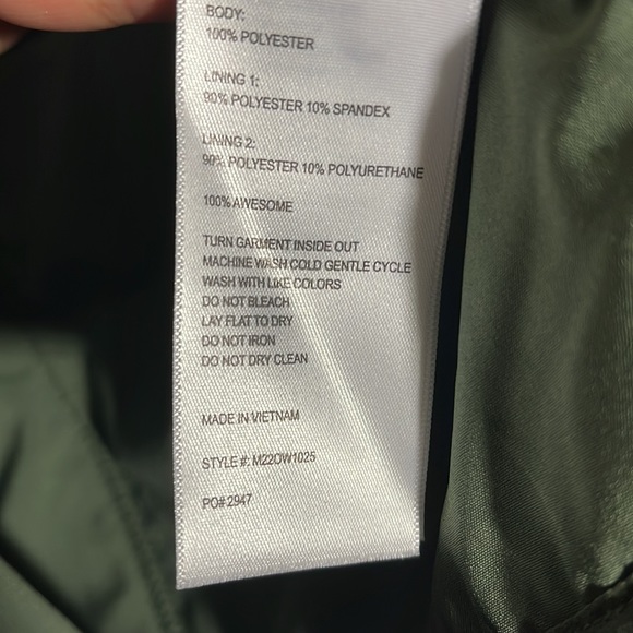 Figs On Shift Sweater knit Jacket zip up Size Small Green Sold out color - Picture 12 of 12